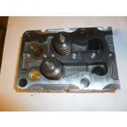 Головка блока цилиндров в сборе Ricardo R6126A-260DE; TDK 260 6LT/Cylinder head Assy